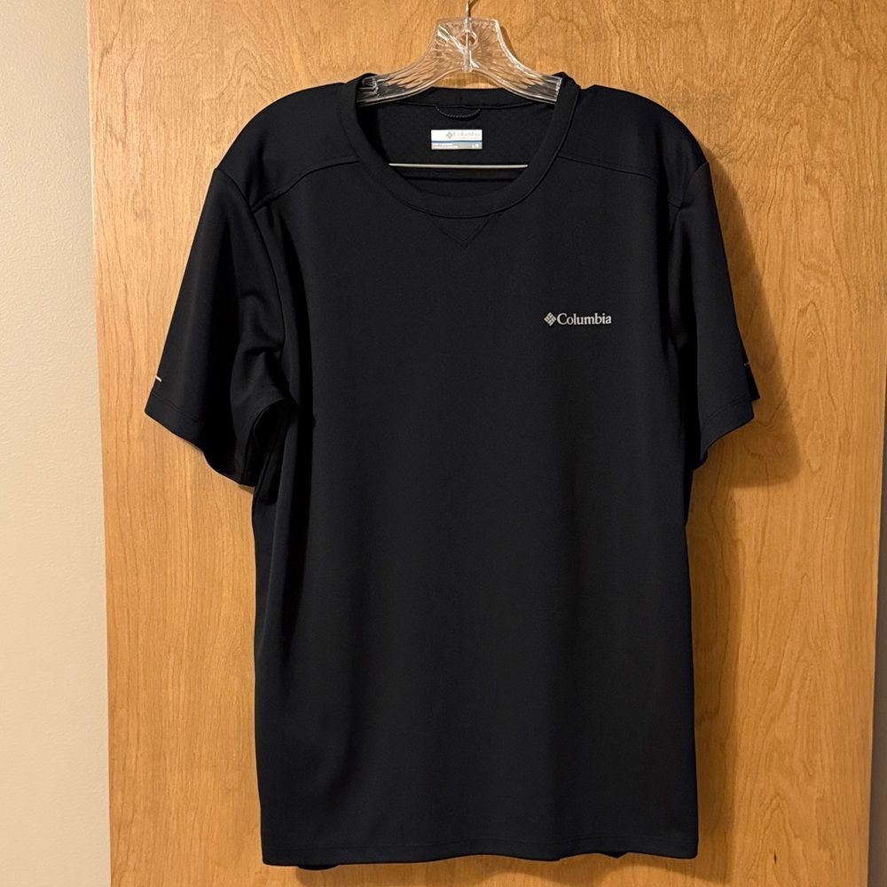 Columbia Men's Alpine Chill Zero Short Sleeve Crew NWOT - Picture 1 of 4